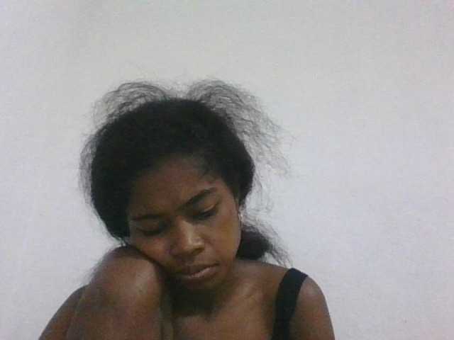 Phaniah1a live cam on BongaCams