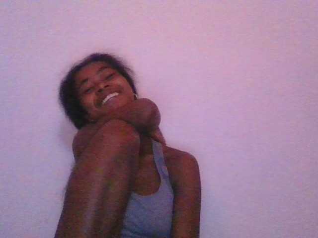 Phaniah1a live cam on BongaCams