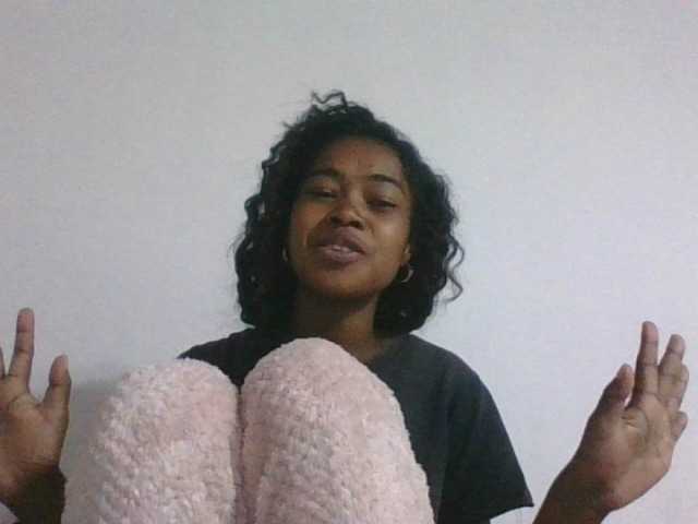 Phaniah1a live cam on BongaCams