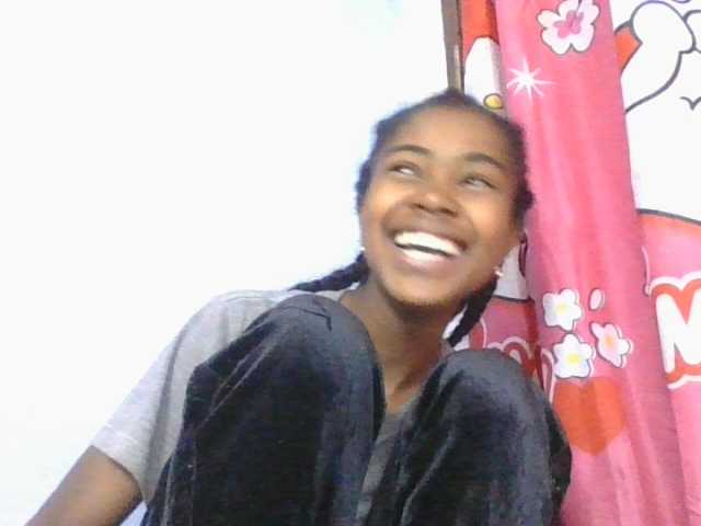 Phaniah1a live cam on BongaCams