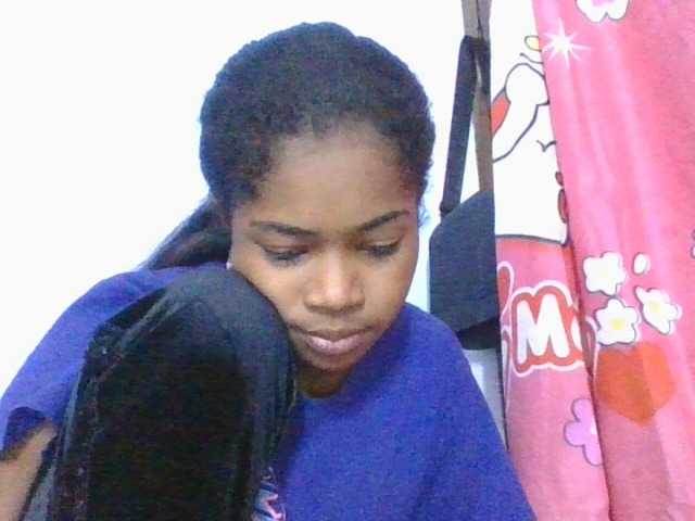 Phaniah1a live cam on BongaCams