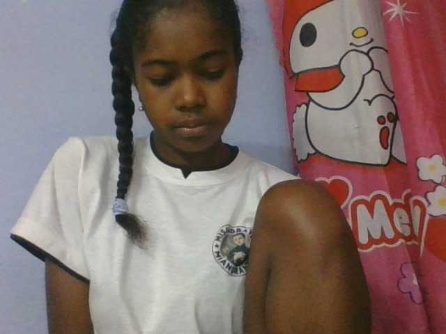 Phaniah1a live cam on BongaCams