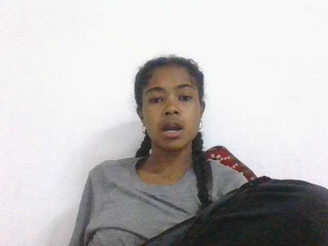 Phaniah1a live cam on BongaCams