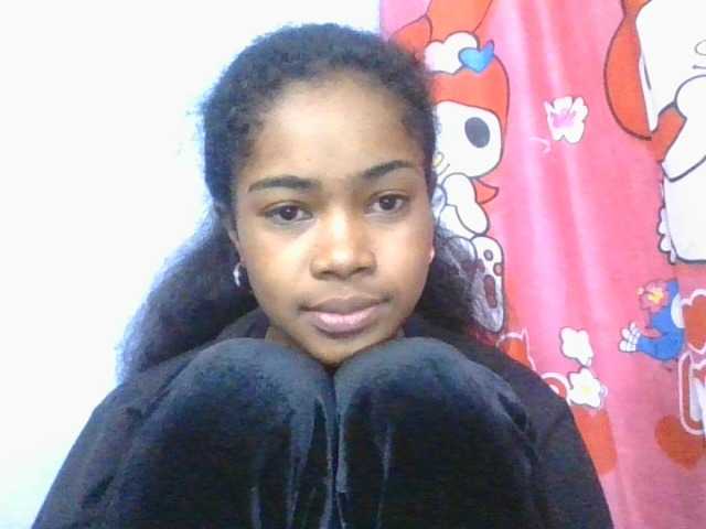 Phaniah1a live cam on BongaCams