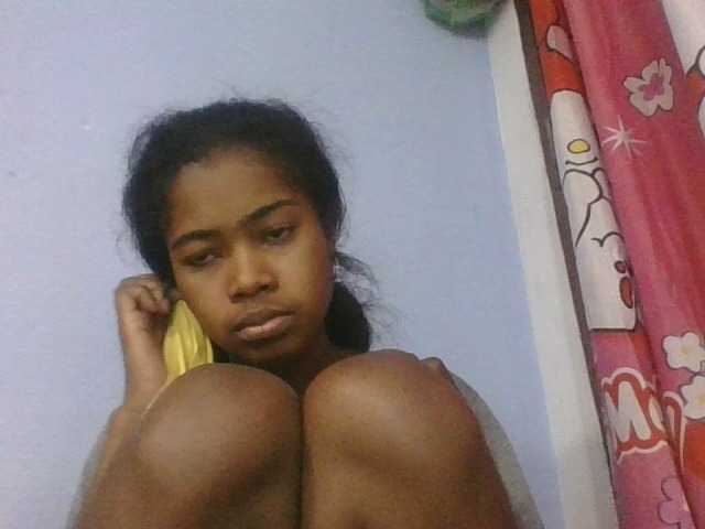 Phaniah1a live cam on BongaCams