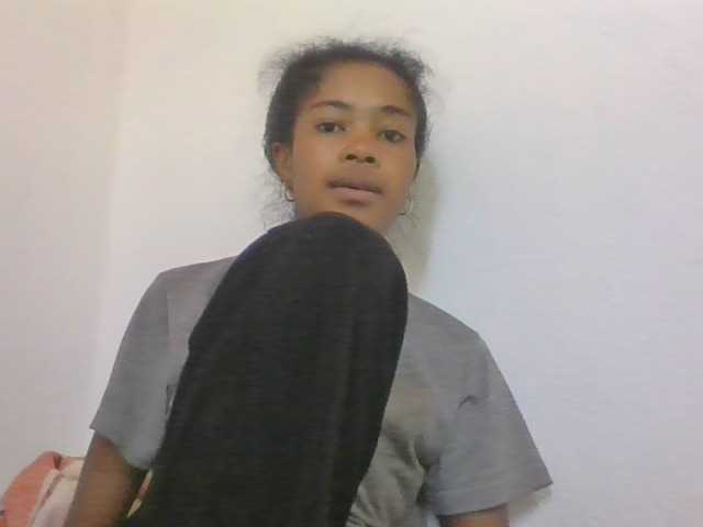 Phaniah1a live cam on BongaCams