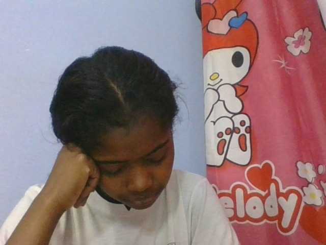 Phaniah1a live cam on BongaCams