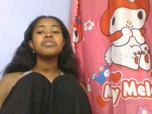 Phaniah1a live cam on BongaCams