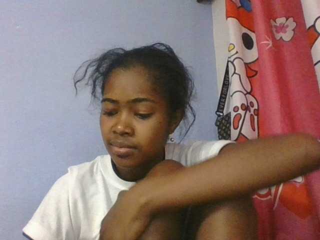 Phaniah1a live cam on BongaCams