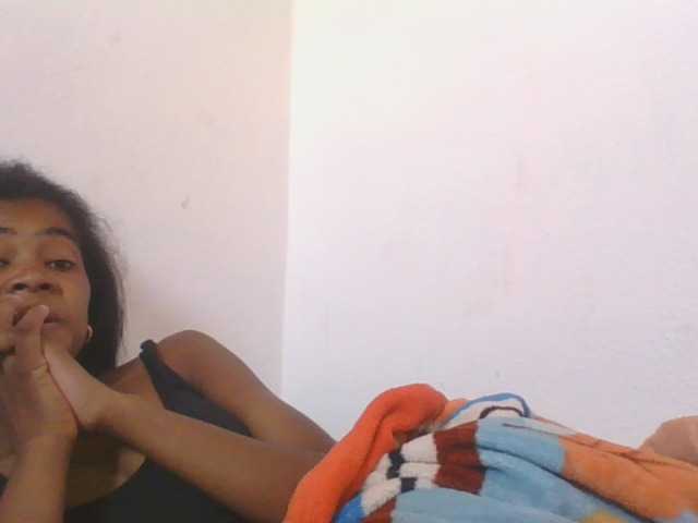 Phaniah1a live cam on BongaCams
