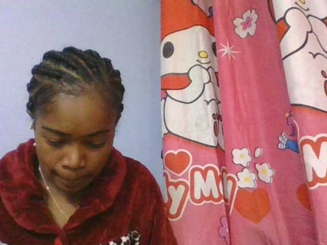 Phaniah1a live cam on BongaCams