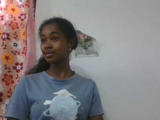 Phaniah1a live cam on BongaCams