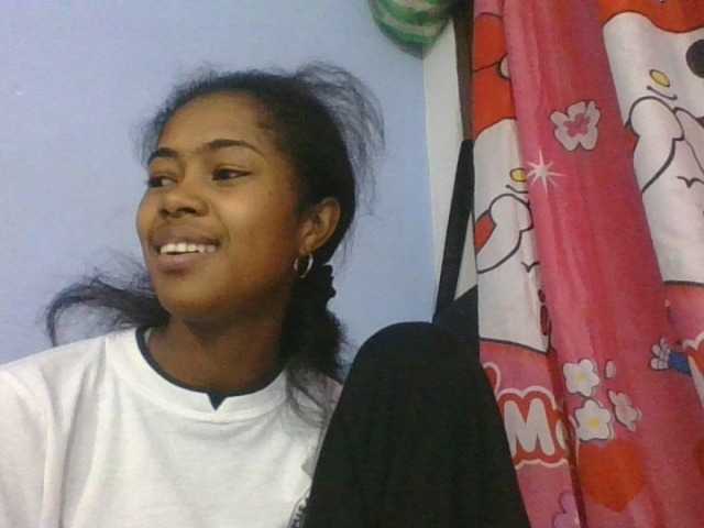 Phaniah1a live cam on BongaCams