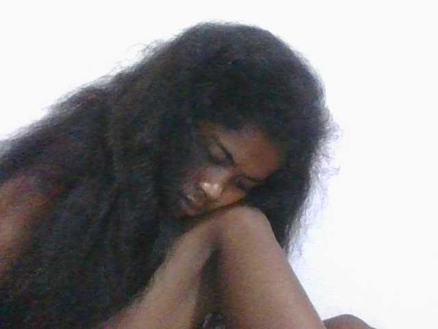 Phaniah1a live cam on BongaCams