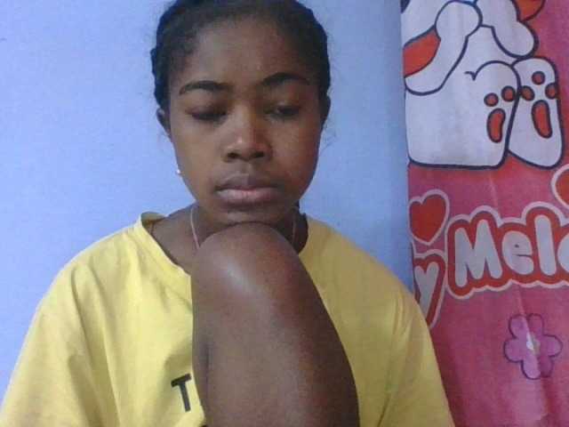 Phaniah1a live cam on BongaCams