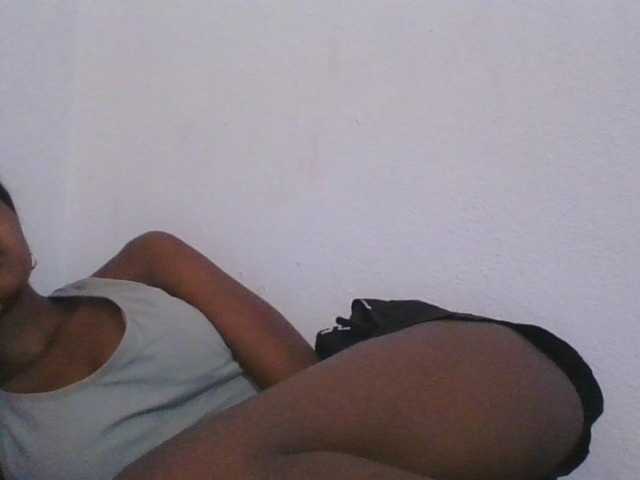 Phaniah1a live cam on BongaCams