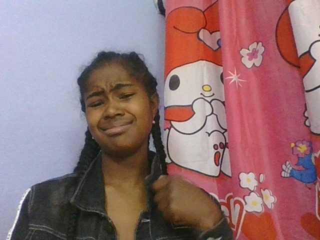 Phaniah1a live cam on BongaCams