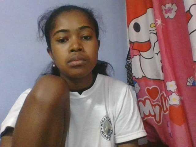 Phaniah1a live cam on BongaCams