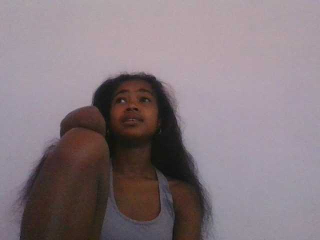 Phaniah1a live cam on BongaCams