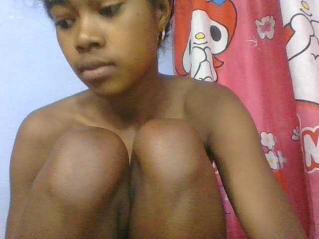 Phaniah1a live cam on BongaCams