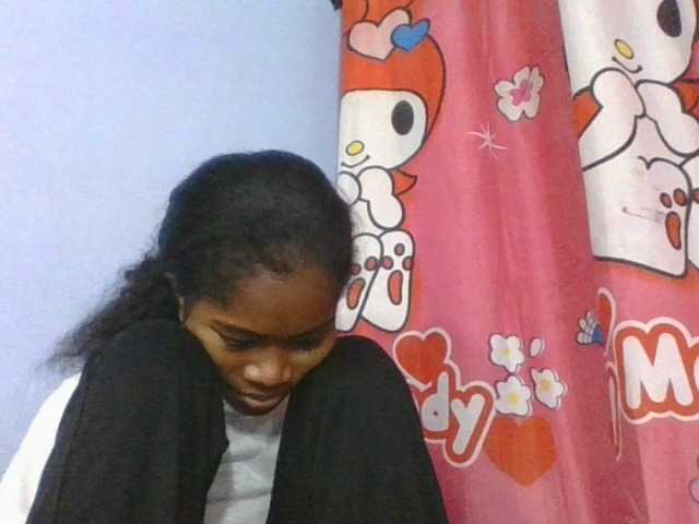 Phaniah1a live cam on BongaCams