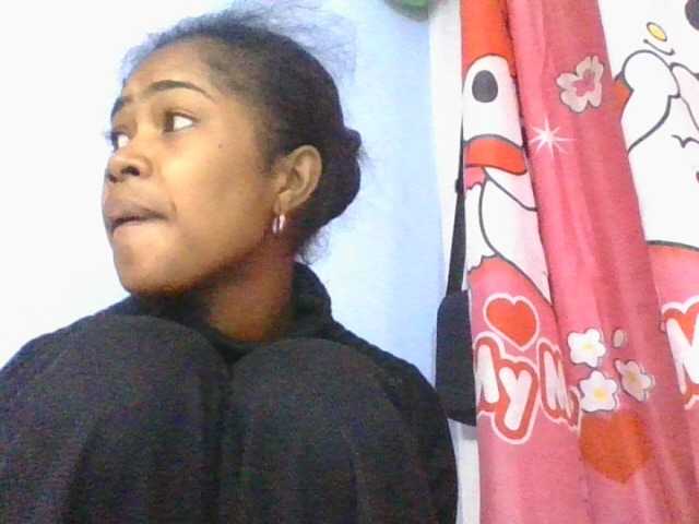 Phaniah1a live cam on BongaCams