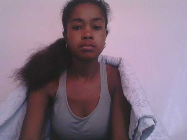 Phaniah1a live cam on BongaCams