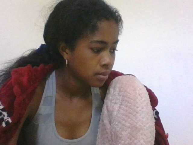Phaniah1a live cam on BongaCams