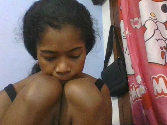 Phaniah1a live cam on BongaCams