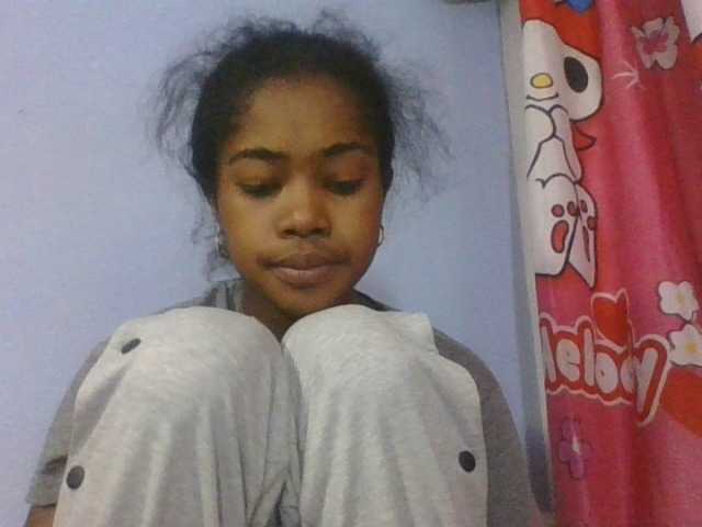 Phaniah1a live cam on BongaCams