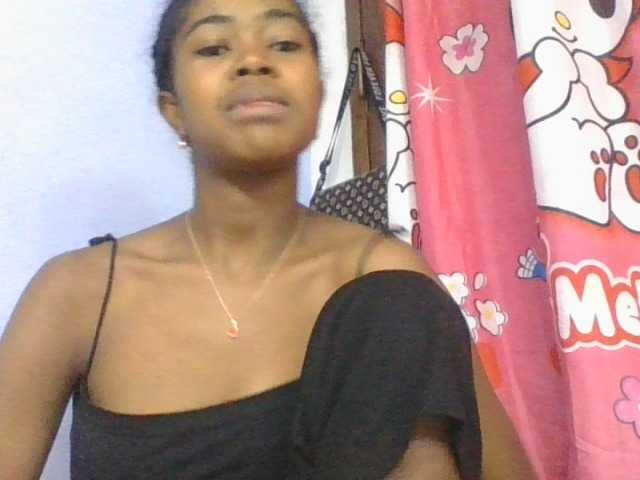 Phaniah1a live webcam show