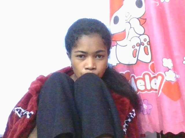 Phaniah1a live cam on BongaCams