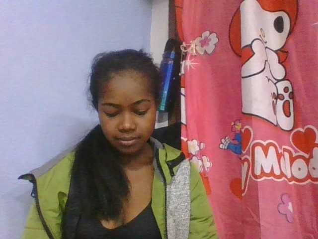 Phaniah1a live cam on BongaCams