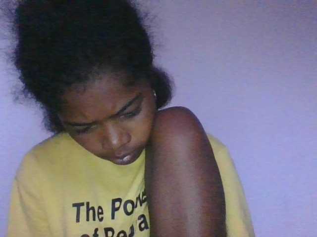 Phaniah1a live cam on BongaCams
