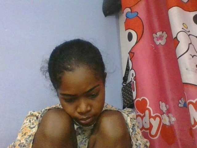 Phaniah1a live cam on BongaCams