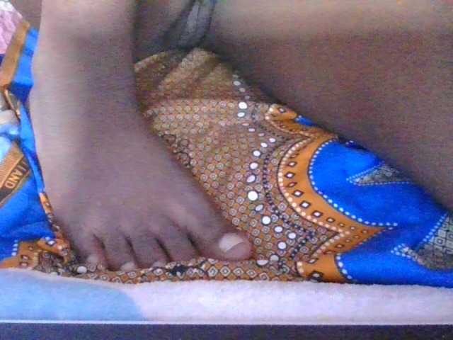 Phaniah1a live cam on BongaCams