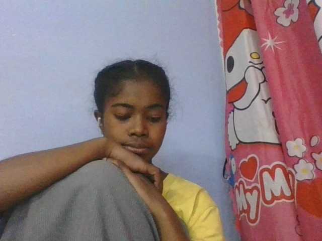Phaniah1a live cam on BongaCams