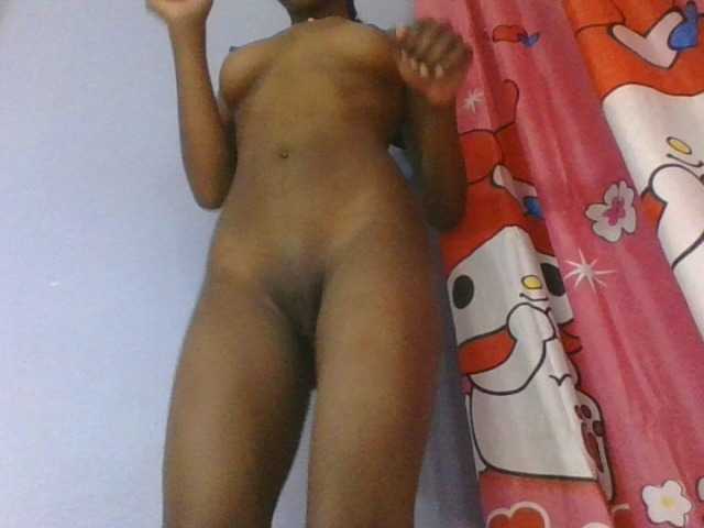 Phaniah1a live cam on BongaCams