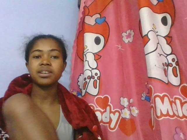 Phaniah1a live cam on BongaCams
