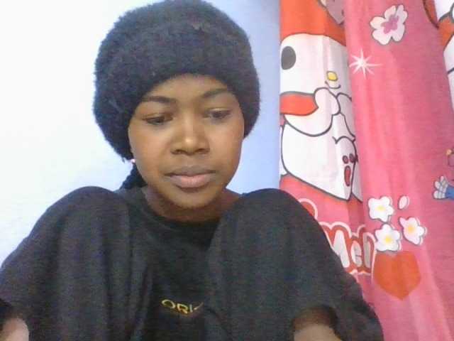 Phaniah1a live cam on BongaCams