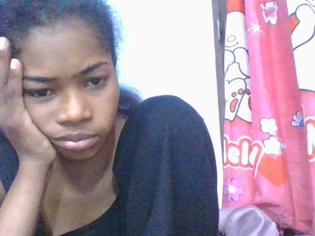 Phaniah1a live cam on BongaCams