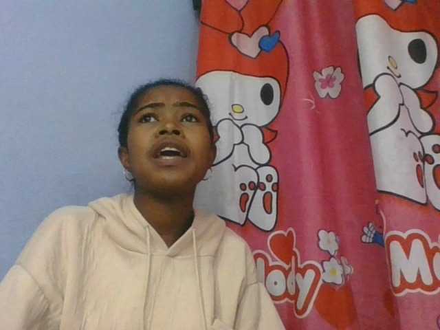 Phaniah1a live cam on BongaCams