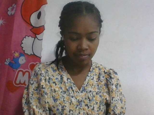 Phaniah1a live cam on BongaCams