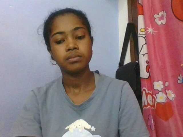 Phaniah1a live cam on BongaCams