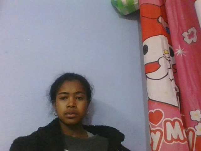 Phaniah1a live cam on BongaCams