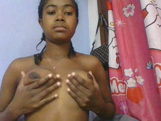 Phaniah1a live webcam show