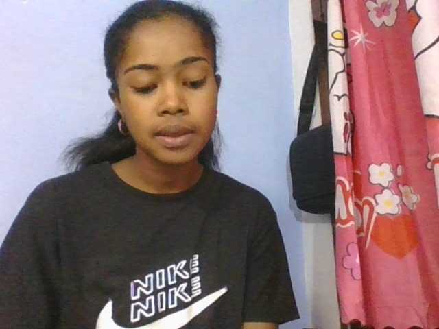 Phaniah1a live cam on BongaCams