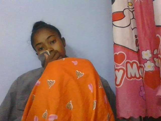 Phaniah1a live cam on BongaCams