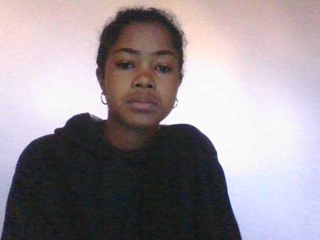Phaniah1a live cam on BongaCams