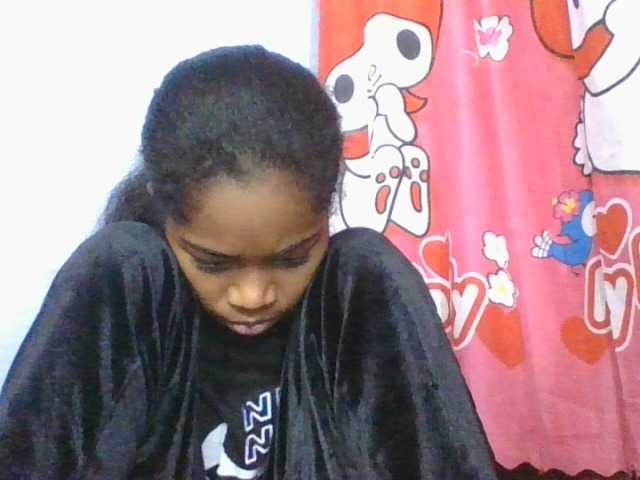 Phaniah1a live cam on BongaCams